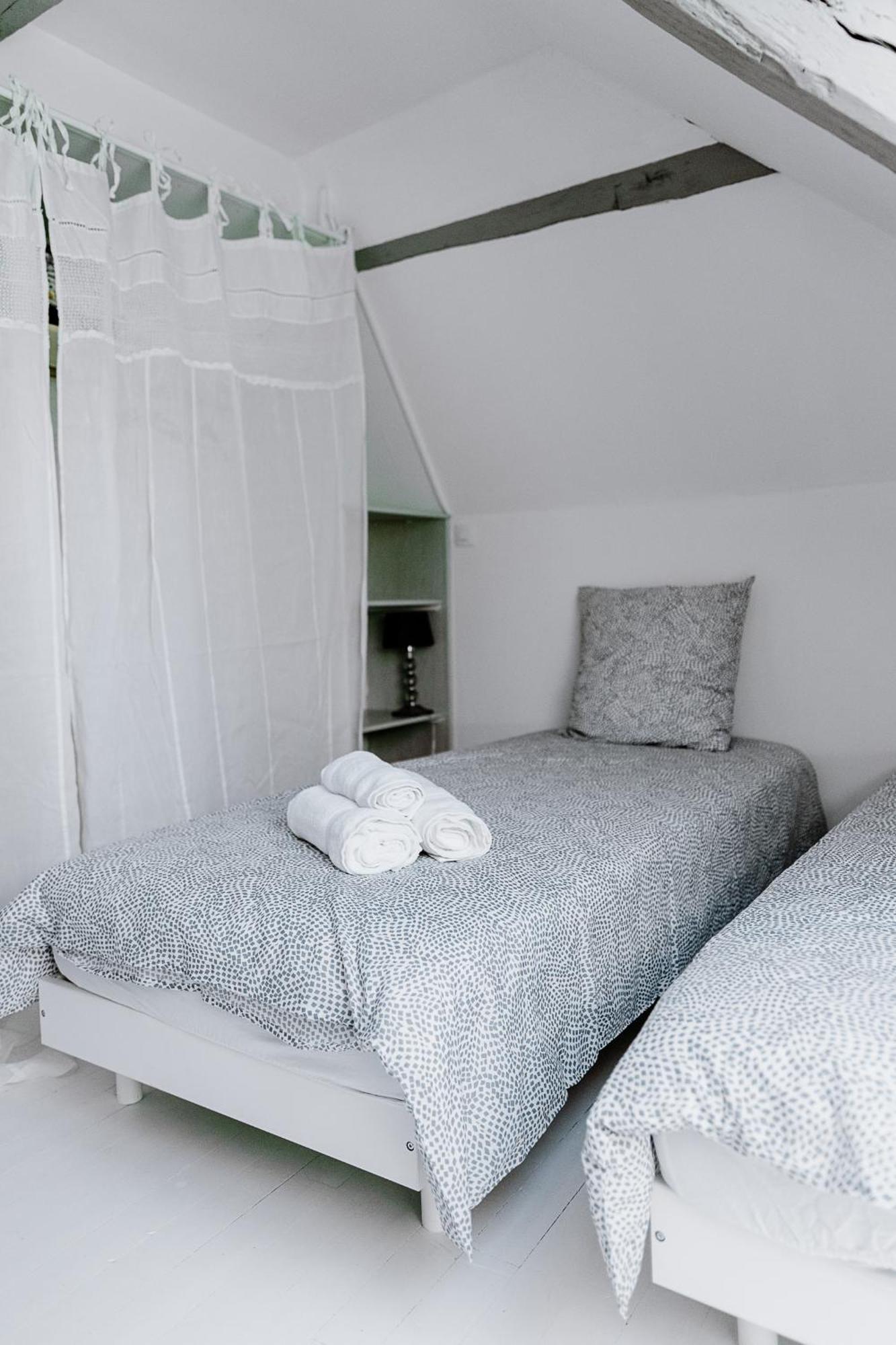 Maison Madeleine La Fleche Ngoại thất bức ảnh